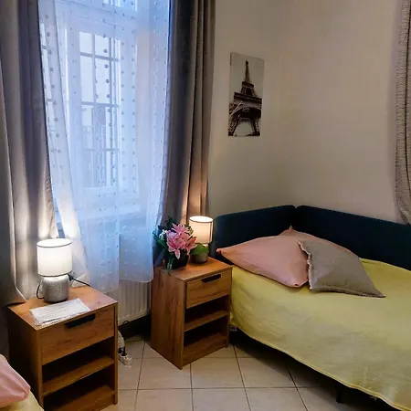2+kk Na Velkem Namesti * Hradec Kralove